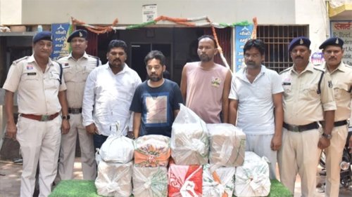 कोडीन सिरप का फर्जी कारोबार करने वाले सरगना सहित चार गिरफ्तार