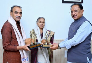 बस्तर और जनजातीय समाज के लिए चार दशक का समर्पण मानवता की असाधारण मिसाल: सीएम साय