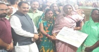 नारायणपुर में टसर रेशम ने बदली आदिवासियों की तकदीर, पलायन रोककर घर-आँगन में आ रही खुशहाली