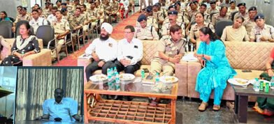 पुलिस को मिली अत्याधुनिक मोबाइल फॉरेंसिक वैन, डिप्टी सीएम साव वर्चुअली शामिल