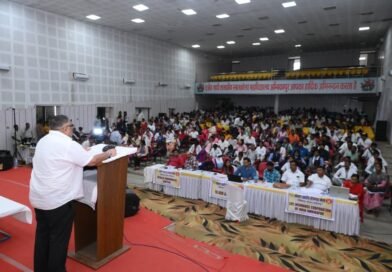 संभाग स्तरीय रोजगार मेले में शामिल हुए मंत्री राजेश अग्रवाल