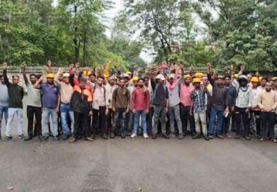 वेतन नहीं मिलने पर बंसल इंफ्राटेक के 150 श्रमिकों ने काम बंद कर किया प्रदर्शन