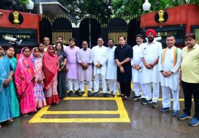 प्रभावित परिवारों के समर्थन में कांग्रेस, राज्यपाल से मिलकर कार्रवाई पर जताई चिंता