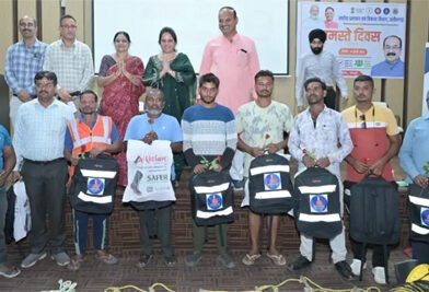 नमस्ते दिवस पर कोलकाता में आयोजित विशेष कार्यक्रम का रायपुर नगर निगम में लाइव प्रसारण किया गया