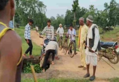 सिंगरौली, निर्माण कार्य में भ्रष्टाचार का आरोप पुल ढहा