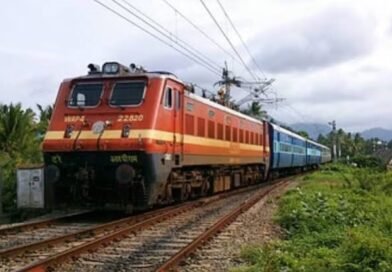 आरा रेलवे स्टेशन के पास डी डी यू रेलखण्ड पर हादसा, जांच जारी