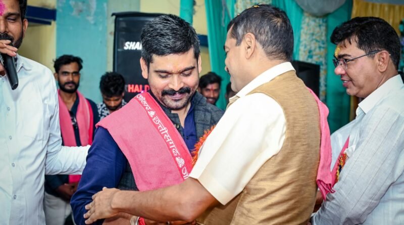 आम आदमी पार्टी के पूर्व कार्यकारी प्रदेश अध्यक्ष उत्तम जायसवाल ने थामा जोहार छत्तीसगढ़ पार्टी का दामन